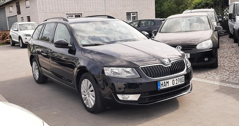 Skoda Octavia cena 40900 przebieg: 197000, rok produkcji 2016 z Miłosław małe 211